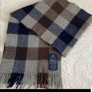 Tie Rack Wool Scarf